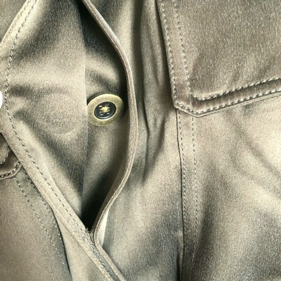 Relative Pi 100% Silk Utility Shirt Jacket in Olive Green | Size L | $395 MSRP - Picture 11 of 15
